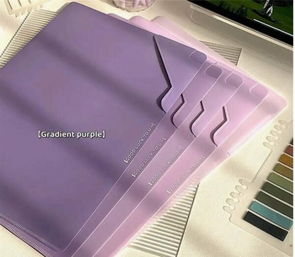 WhatsApp Image 2025-09-02 at 00.18.25 (1) Gradient L-Folder (5 Pieces) Set de 5 Folders